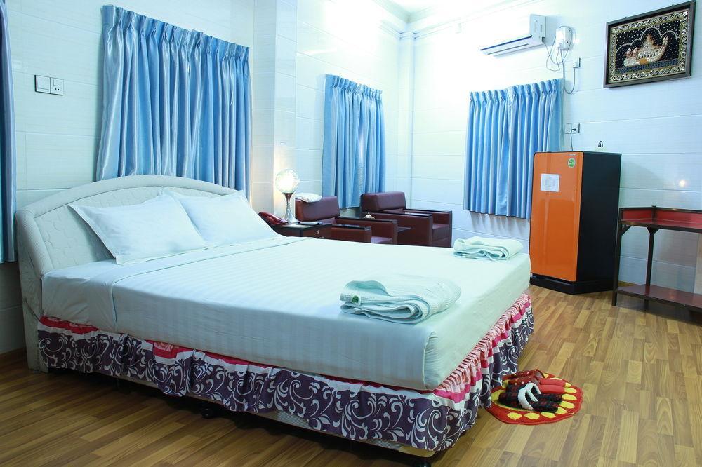 Mk Hotel Yangon Exterior photo